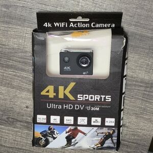 4K Sports 30M Water Resistant Camera 64G Wifi